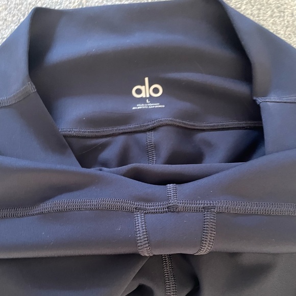 Alo Airlift Legging, Navy, Like New, Size L - Picture 3 of 3